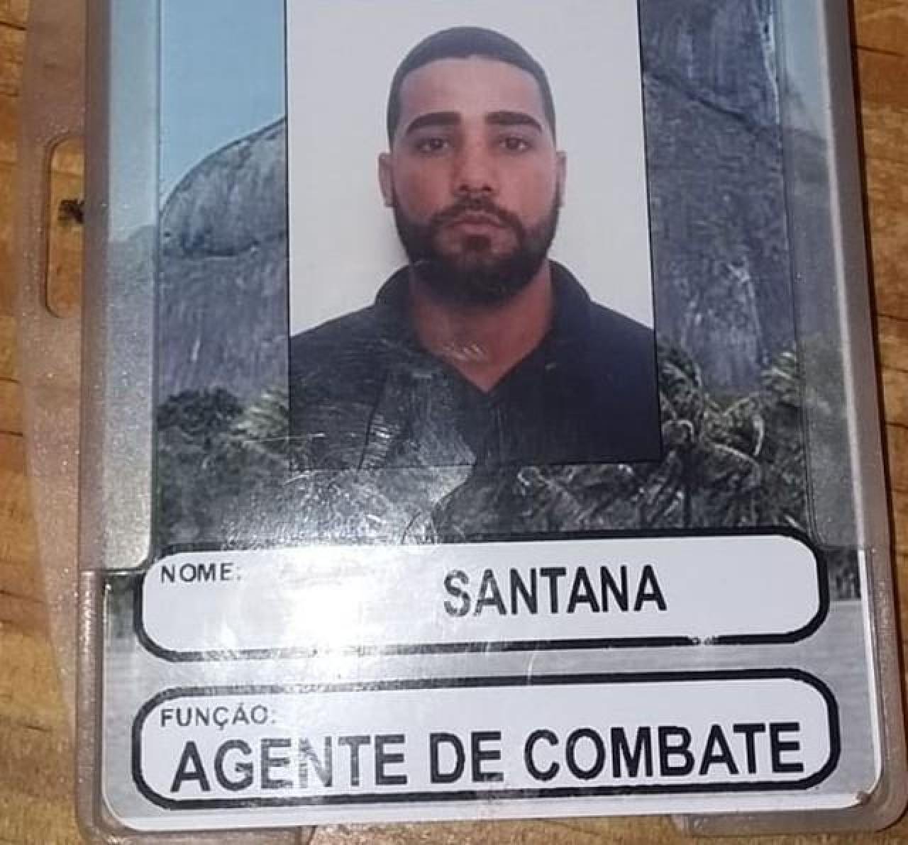 DUPLA É PRESA APÓS SE PASSAR POR AGENTE DE ENDEMIAS, ENTRAR EM CASA E ROUBAR R$ 30 MIL EM JÓIAS DUPLA É PRESA APÓS SE PASSAR POR AGENTE DE ENDEMIAS, ENTRAR EM CASA E ROUBAR R$ 30 MIL EM JÓIAS