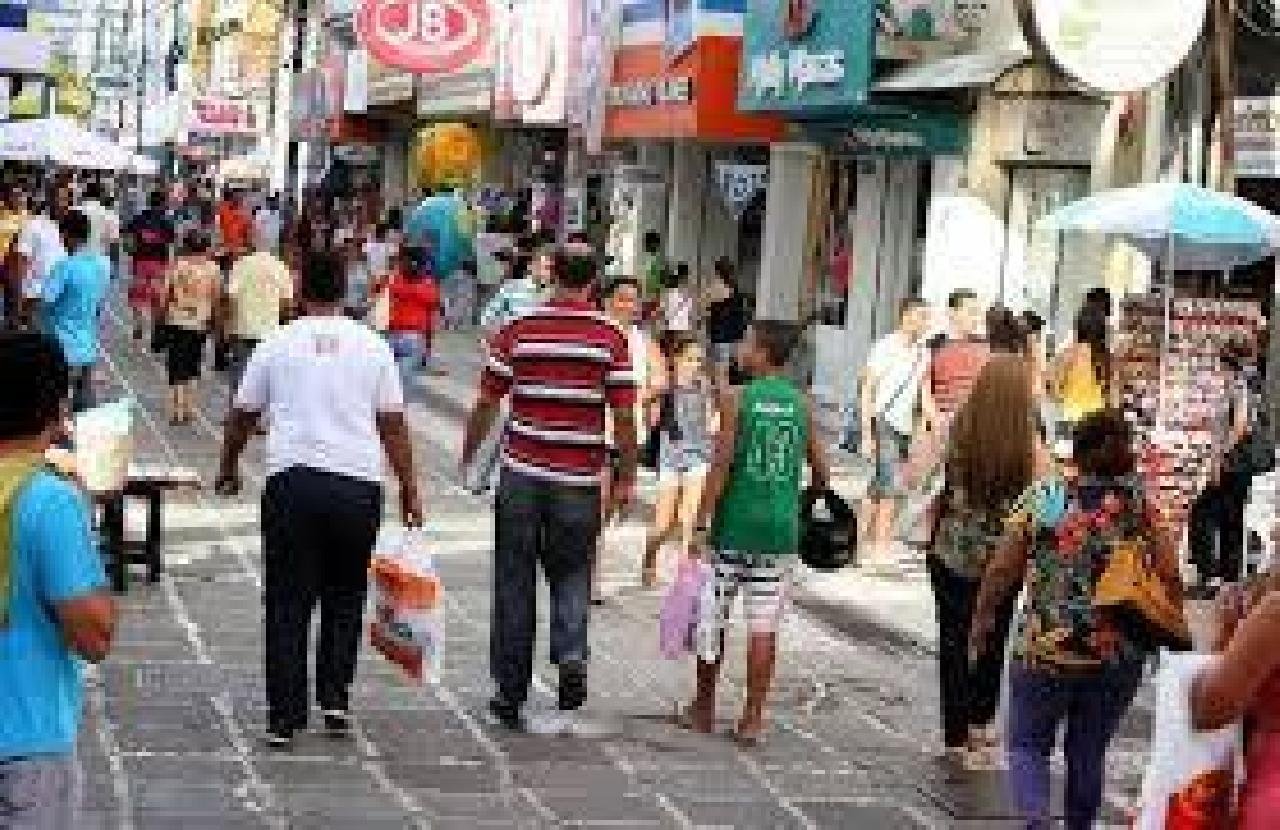 ILHÉUS DIVULGA HORÁRIOS ESPECIAIS DO COMÉRCIO PARA O NATAL 2025