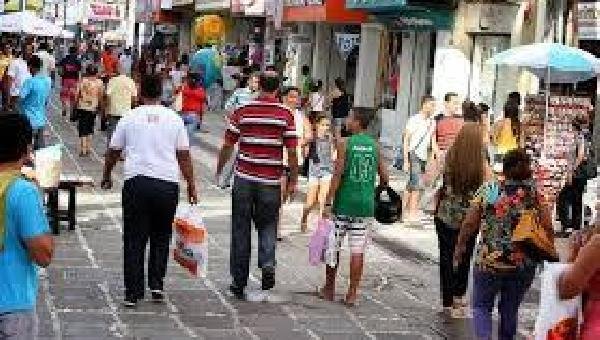 ILHÉUS DIVULGA HORÁRIOS ESPECIAIS DO COMÉRCIO PARA O NATAL 2025