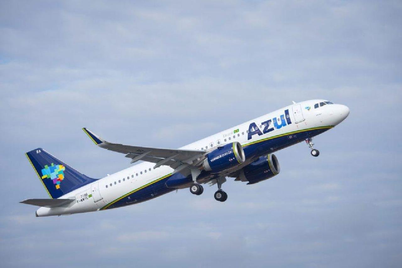 ILHÉUS: AEROPORTO VOLTA A OPERAR A 320 ILHÉUS: AEROPORTO VOLTA A OPERAR A 320