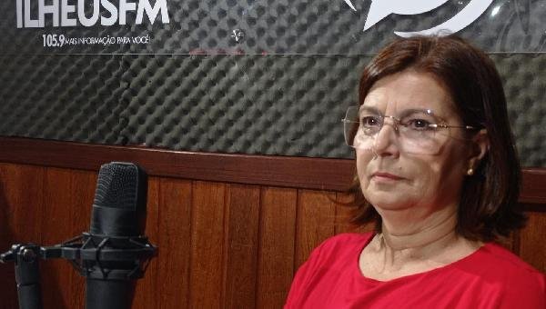 "NÃO HÁ COMO FALAR EM DIMINUIÇÃO DA VIOLÊNCIA SE NÃO FALARMOS EM POLÍTICAS PÚBLICAS", DECLAROU ADÉLIA PINHEIRO