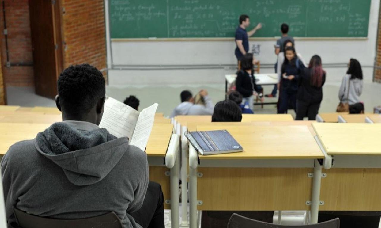 PRAZO DE INSCRIÇÕES PARA O EDITAL 2023 DO PROGRAMA MAIS FUTURO TERMINA NESTA SEXTA-FEIRA (25) PRAZO DE INSCRIÇÕES PARA O EDITAL 2023 DO PROGRAMA MAIS FUTURO TERMINA NESTA SEXTA-FEIRA (25)