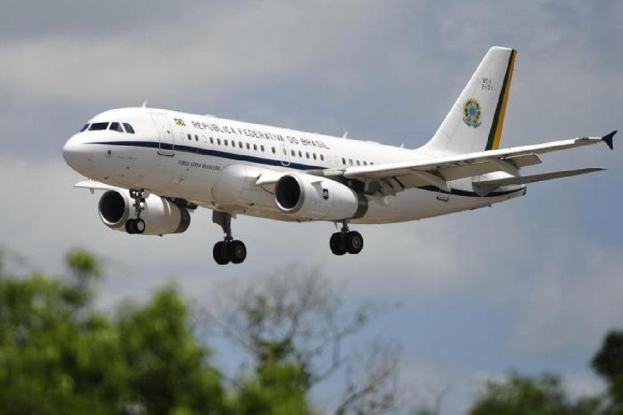 MILITAR É PRESO COM DROGAS EM AVIÃO DA PRESIDÊNCIA MILITAR É PRESO COM DROGAS EM AVIÃO DA PRESIDÊNCIA