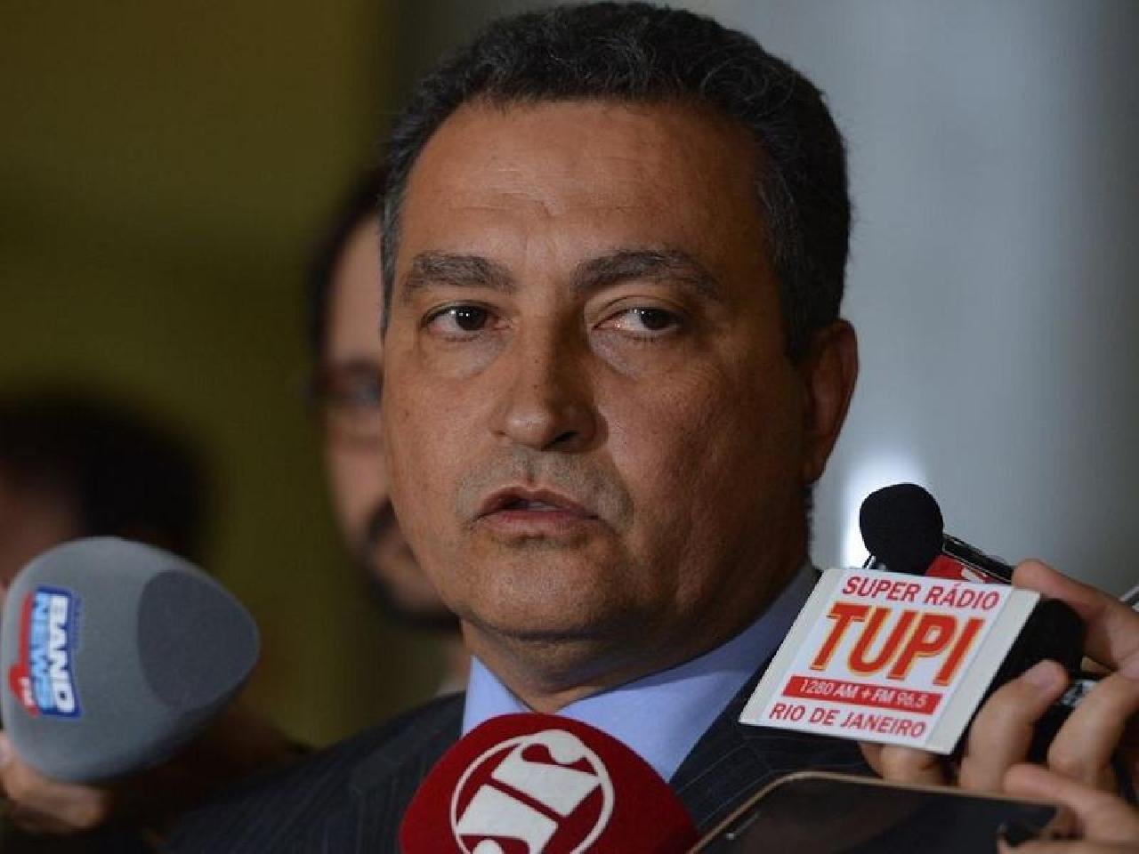 RUI ASSINA CARTA CONTRA DECRETO DE BOLSONARO RUI ASSINA CARTA CONTRA DECRETO DE BOLSONARO