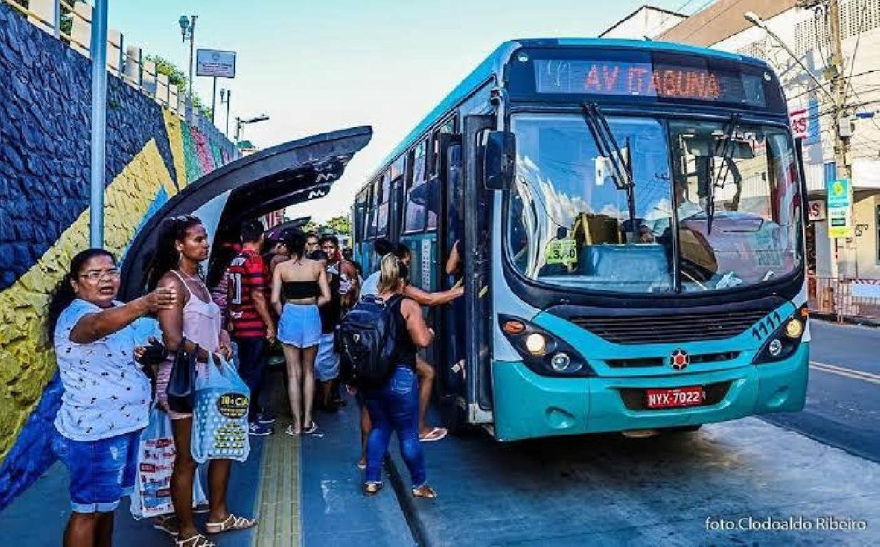 ILHÉUS TERÁ TRANSPORTE GRATUITO NO DOMINGO (06), DIA DAS ELEIÇÕES MUNICIPAIS ILHÉUS TERÁ TRANSPORTE GRATUITO NO DOMINGO (06), DIA DAS ELEIÇÕES MUNICIPAIS
