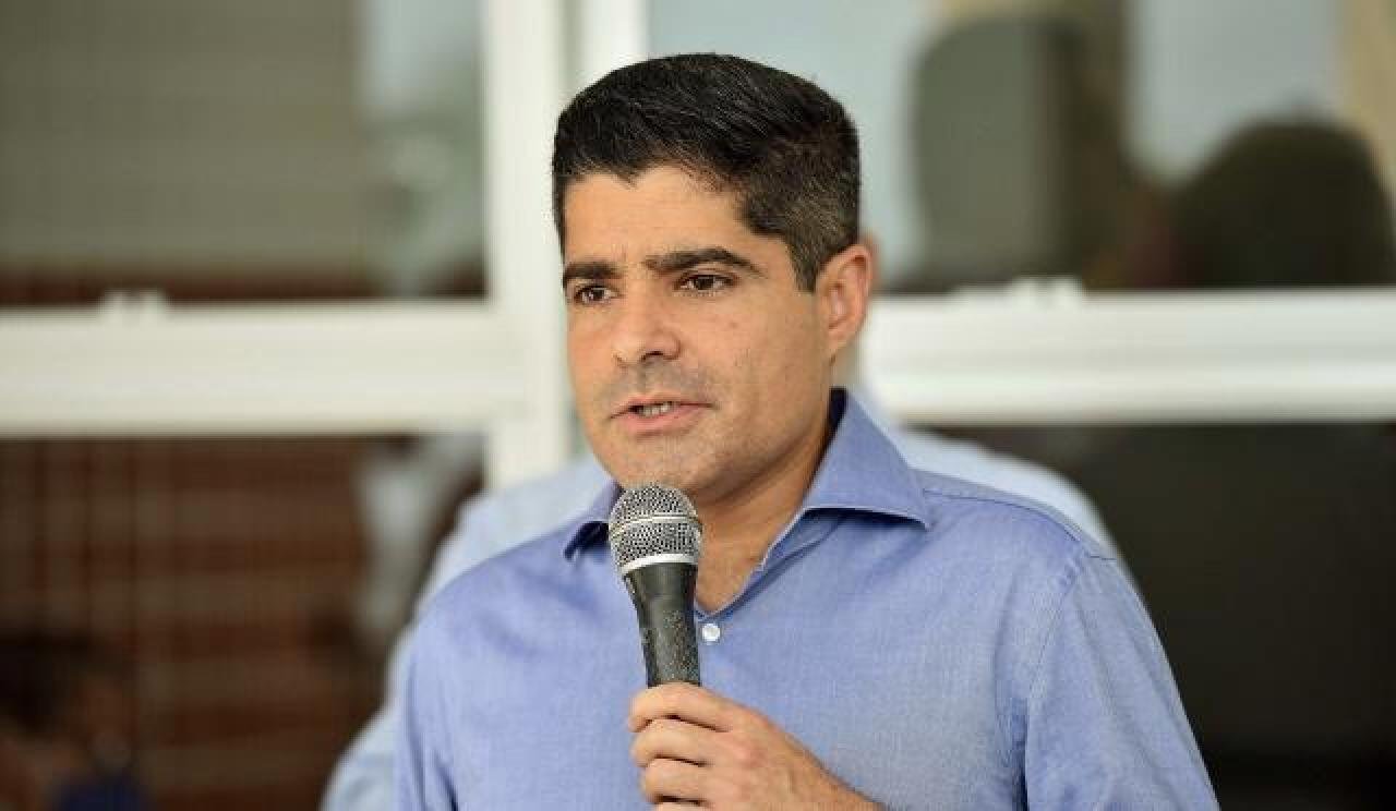 PESQUISA INFORME BAIANO/SÉCULUS APONTA VITÓRIA DE ACM NETO PARA O GOVERNO NO PRIMEIRO TURNO PESQUISA INFORME BAIANO/SÉCULUS APONTA VITÓRIA DE ACM NETO PARA O GOVERNO NO PRIMEIRO TURNO