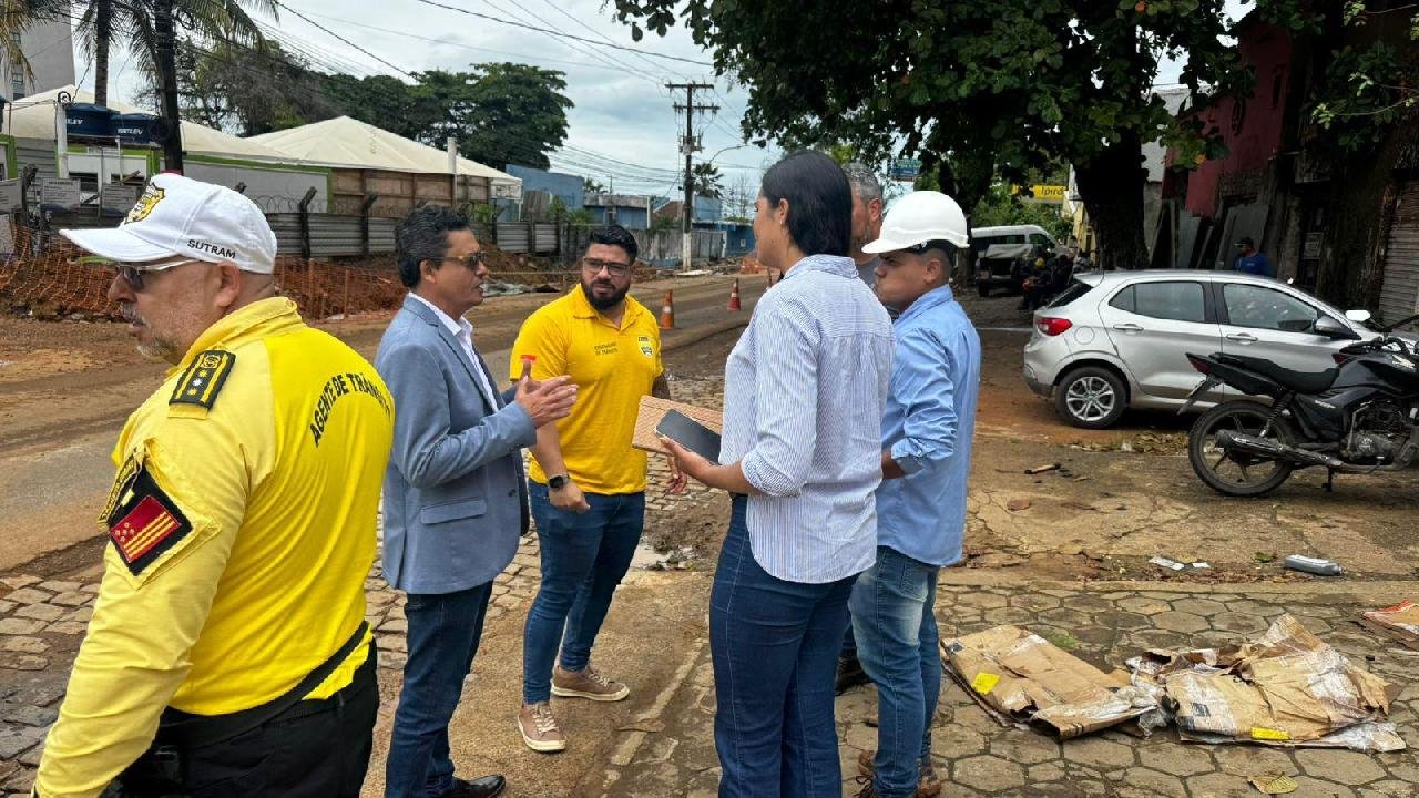 FLUIDEZ NO TRÂNSITO: SUTRAM E EMPREENDIMENTO DISCUTEM MELHORIAS NA AV. MILTON SANTOS EM ILHÉUS FLUIDEZ NO TRÂNSITO: SUTRAM E EMPREENDIMENTO DISCUTEM MELHORIAS NA AV. MILTON SANTOS EM ILHÉUS