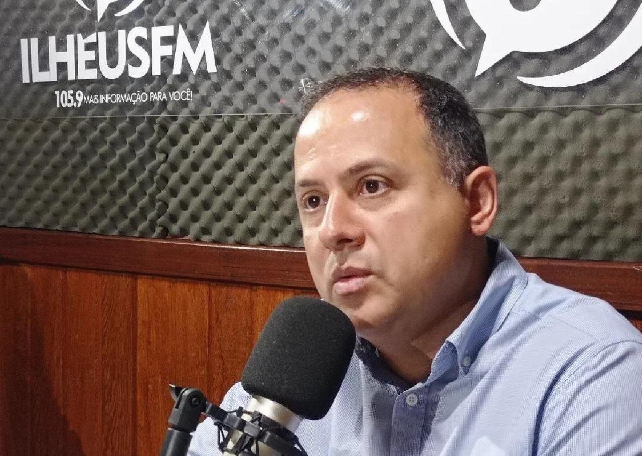 LIGAÇÕES CLANDESTINAS EM REDE DE DRENAGEM CONTRIBUEM PARA ESGOTO NA PRAIA DO MALHADO, APONTOU GERENTE DA EMBASA EM ILHÉUS LIGAÇÕES CLANDESTINAS EM REDE DE DRENAGEM CONTRIBUEM PARA ESGOTO NA PRAIA DO MALHADO, APONTOU GERENTE DA EMBASA EM ILHÉUS