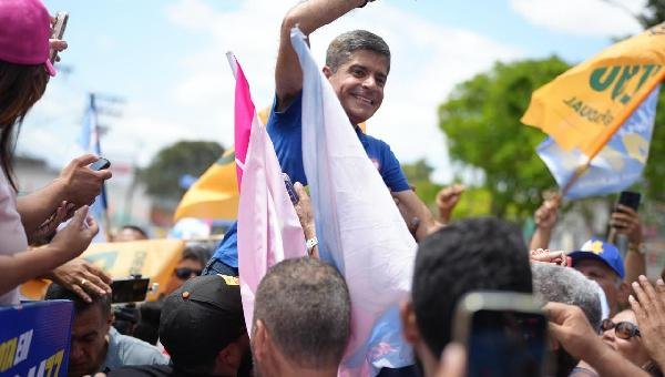 PESQUISA QUAEST PROJETA VITÓRIA DE ACM NETO NO PRIMEIRO TURNO