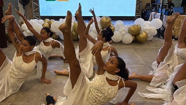 CENTENÁRIO DA ESCOLA MUNICIPAL BARÃO DE MACAÚBAS É CELEBRADO COM EVENTO ESPECIAL
