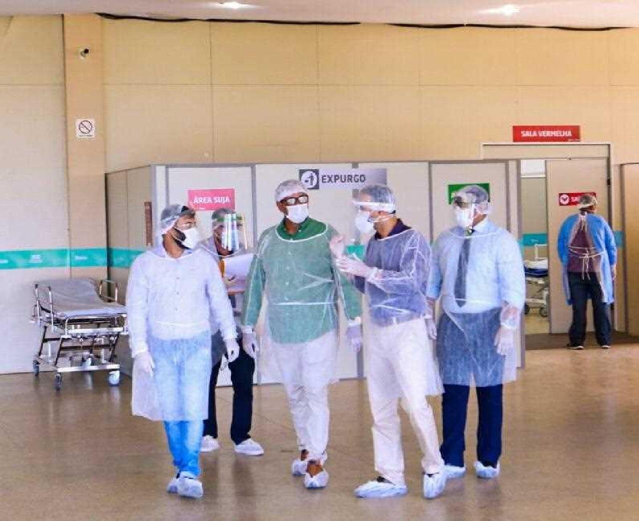 CENTRO COVID-19 É APRESENTADO AO JUIZ DA 1ª VARA DA FAZENDA PÚBLICA CENTRO COVID-19 É APRESENTADO AO JUIZ DA 1ª VARA DA FAZENDA PÚBLICA