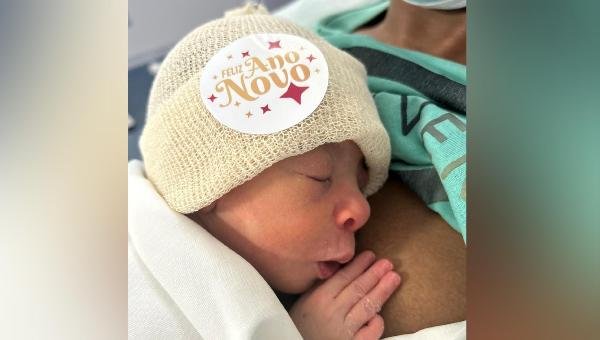 MARIA VALENTINA É O PRIMEIRO BEBÊ DA NOVA GERAÇÃO "BETA" NASCIDO NA MATERNIDADE DE CAMAÇARI EM 2025