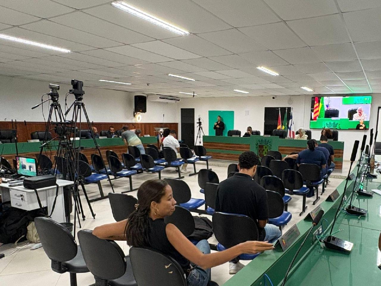 CÂMARA DE ILHÉUS APROVA PL QUE PERMITE LOCALIZAR EM TEMPO REAL OS VEÍCULOS DA COLETA DE RESÍDUOS SÓLIDOS 