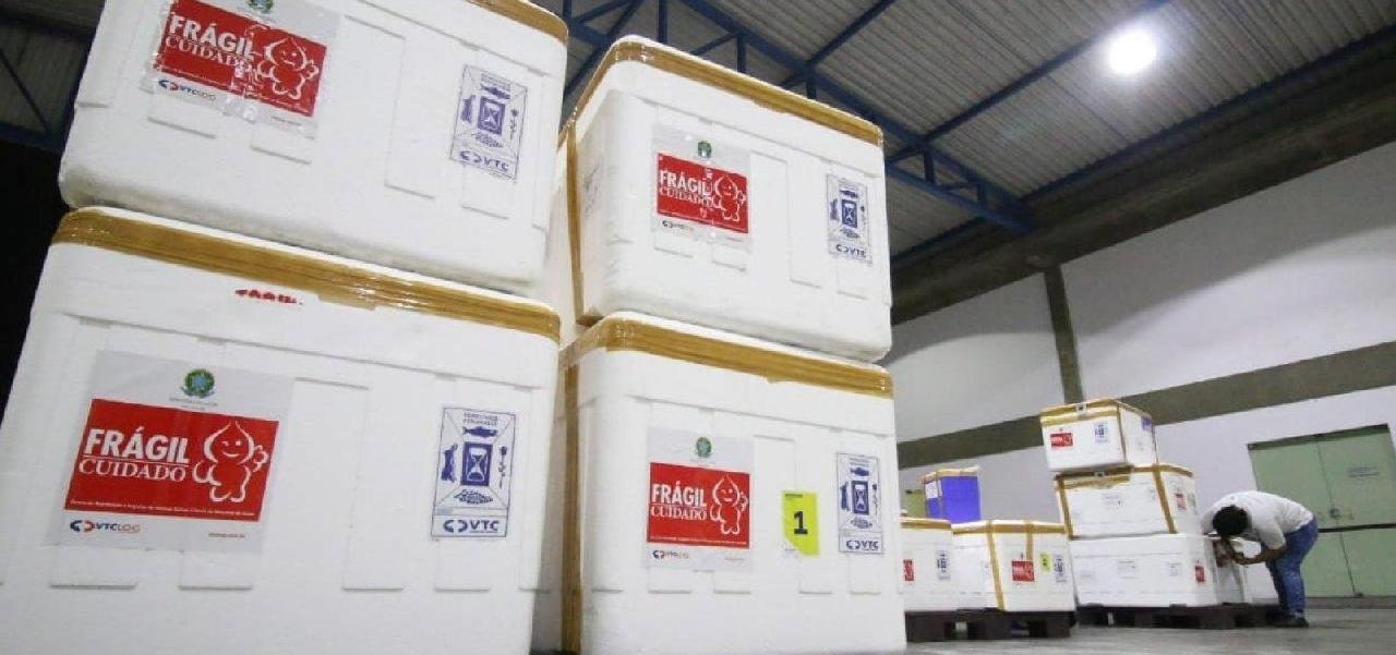 SEM META DE VACINAÇÃO CONTRA COVID-19 BATIDA, 194 MUNICÍPIOS BAIANOS NÃO RECEBERAM NOVAS DOSES SEM META DE VACINAÇÃO CONTRA COVID-19 BATIDA, 194 MUNICÍPIOS BAIANOS NÃO RECEBERAM NOVAS DOSES