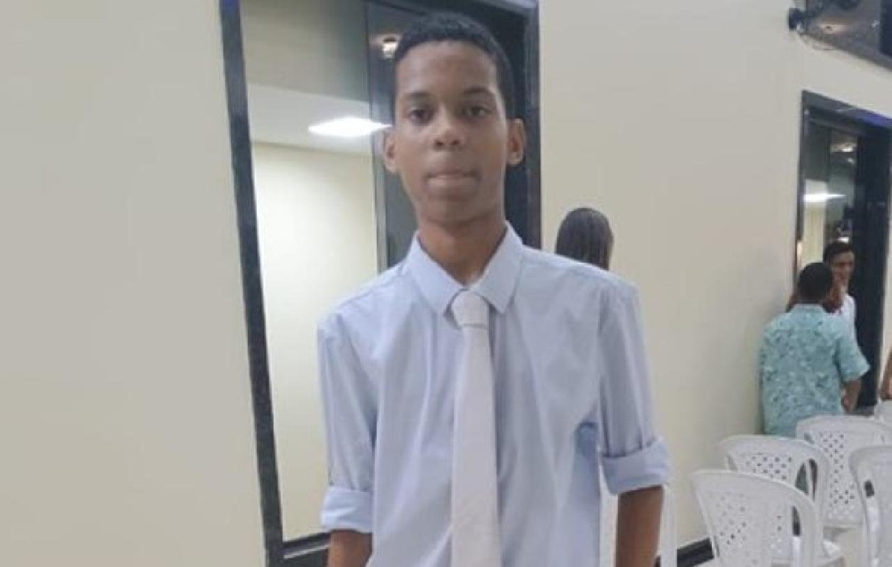 CORPO DE ADOLESCENTE VÍTIMA DE AFOGAMENTO É ENCONTRADO EM ILHÉUS CORPO DE ADOLESCENTE VÍTIMA DE AFOGAMENTO É ENCONTRADO EM ILHÉUS