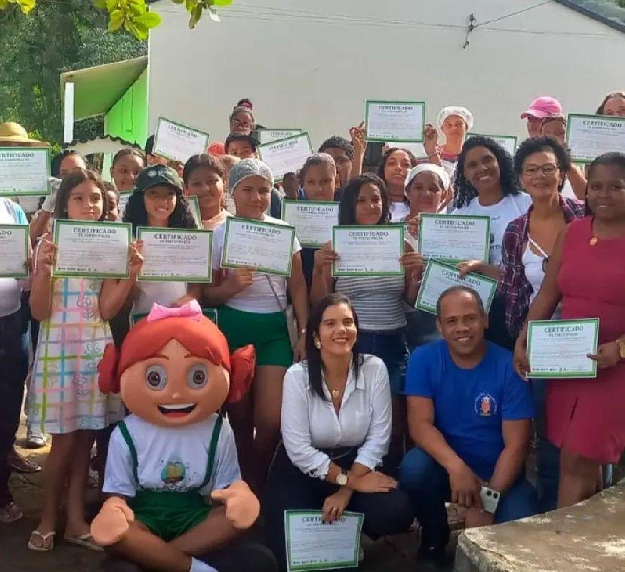 ESTUDANTES DA REDE MUNICIPAL DE ILHÉUS SÃO FINALISTAS NO CONCURSO DESPERTAR 2025