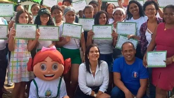 ESTUDANTES DA REDE MUNICIPAL DE ILHÉUS SÃO FINALISTAS NO CONCURSO DESPERTAR 2025