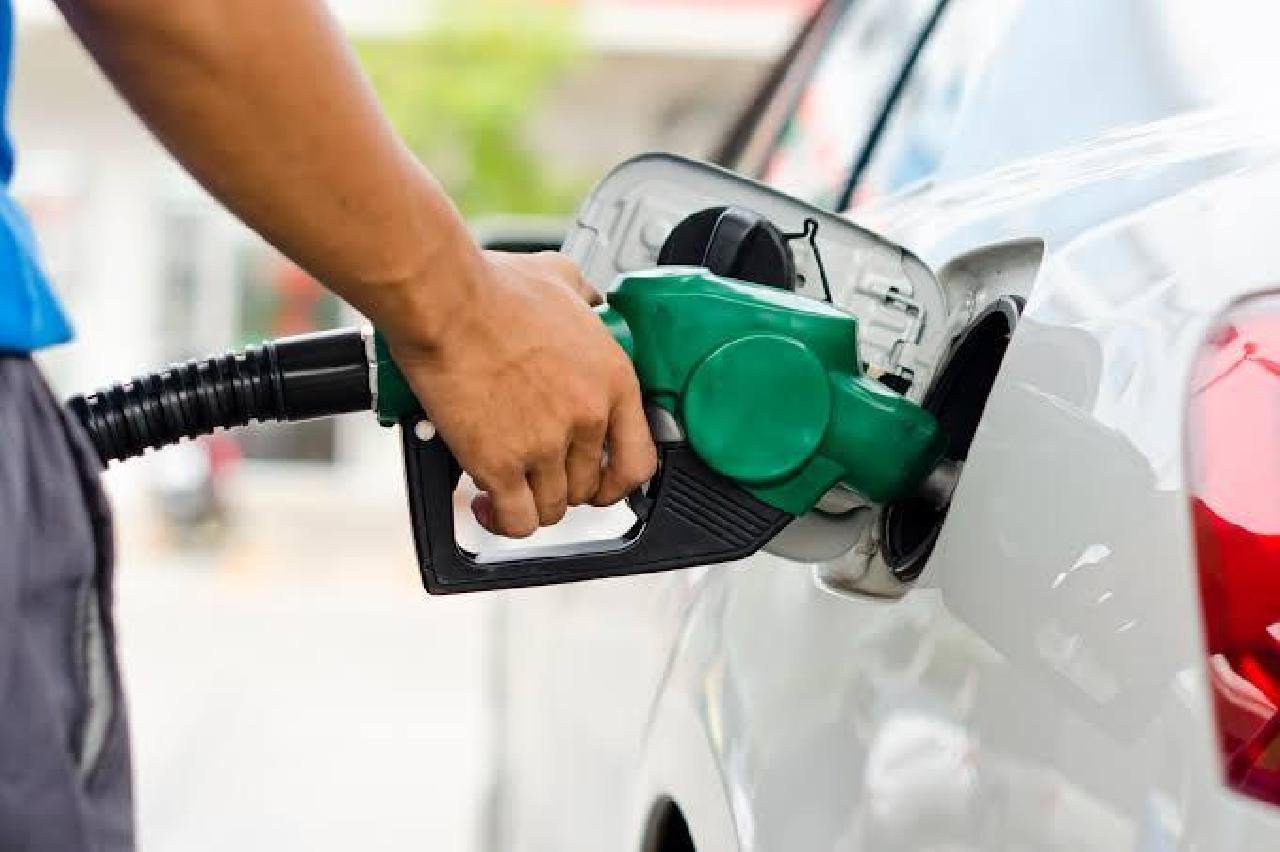 ANUNCIADA REDUÇÃO DE 8% NO PREÇO  DA GASOLINA E DIESEL NA BAHIA 