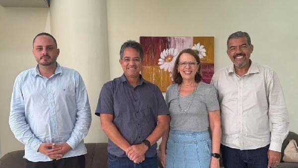 ENCONTRO ENTRE REPRESENTANTES DO HRCC E UESC FORTALECE DEBATE SOBRE ENSINO E PESQUISA