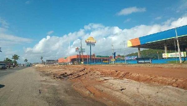 ILHÉUS: SEINFRA CONFIRMA ESTUDO PARA AVANÇO DE OBRAS ANTES DE INTERVENÇÕES EM CABANAS