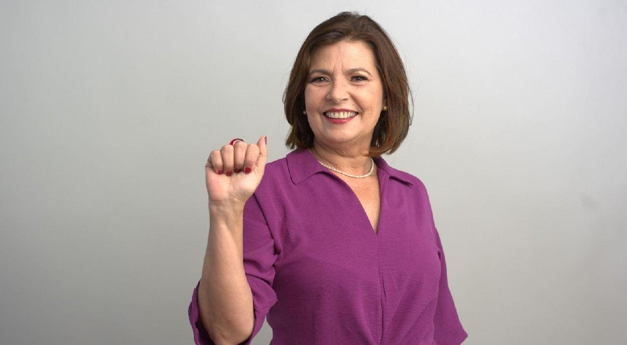 ADÉLIA VOTARÁ ÀS 10H NO CEAMEV, EM ILHÉUS 