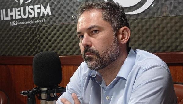 ANESTESISTAS DA SAEB ENSINAM COMO AGIR DIANTE DE UMA PARADA CARDÍACA NESTA QUINTA-FEIRA (03), EM ILHÉUS