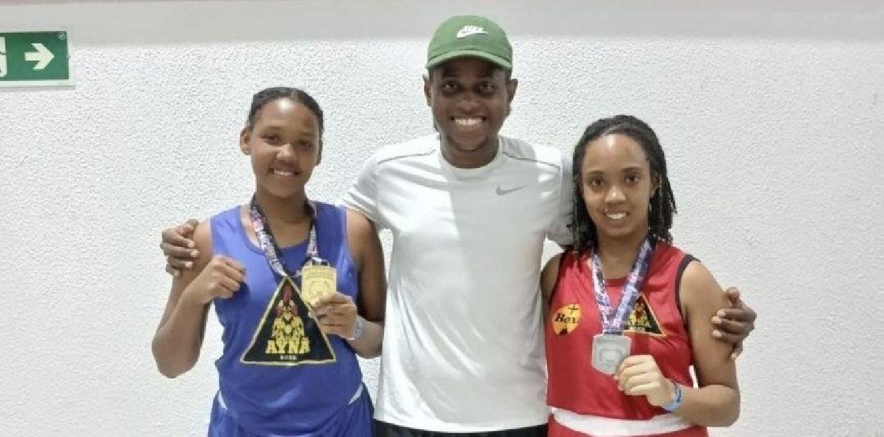 ILHEENSES CONQUISTAM MEDALHAS NA FINAL DO CAMPEONATO BAIANO ESTREANTE DE BOXE EM SALVADOR ILHEENSES CONQUISTAM MEDALHAS NA FINAL DO CAMPEONATO BAIANO ESTREANTE DE BOXE EM SALVADOR