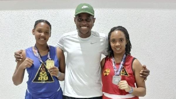 ILHEENSES CONQUISTAM MEDALHAS NA FINAL DO CAMPEONATO BAIANO ESTREANTE DE BOXE EM SALVADOR